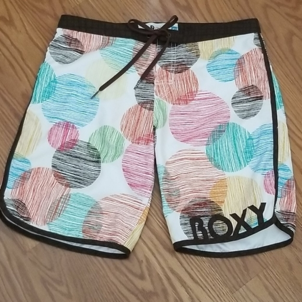 Roxy broadshorts size 0